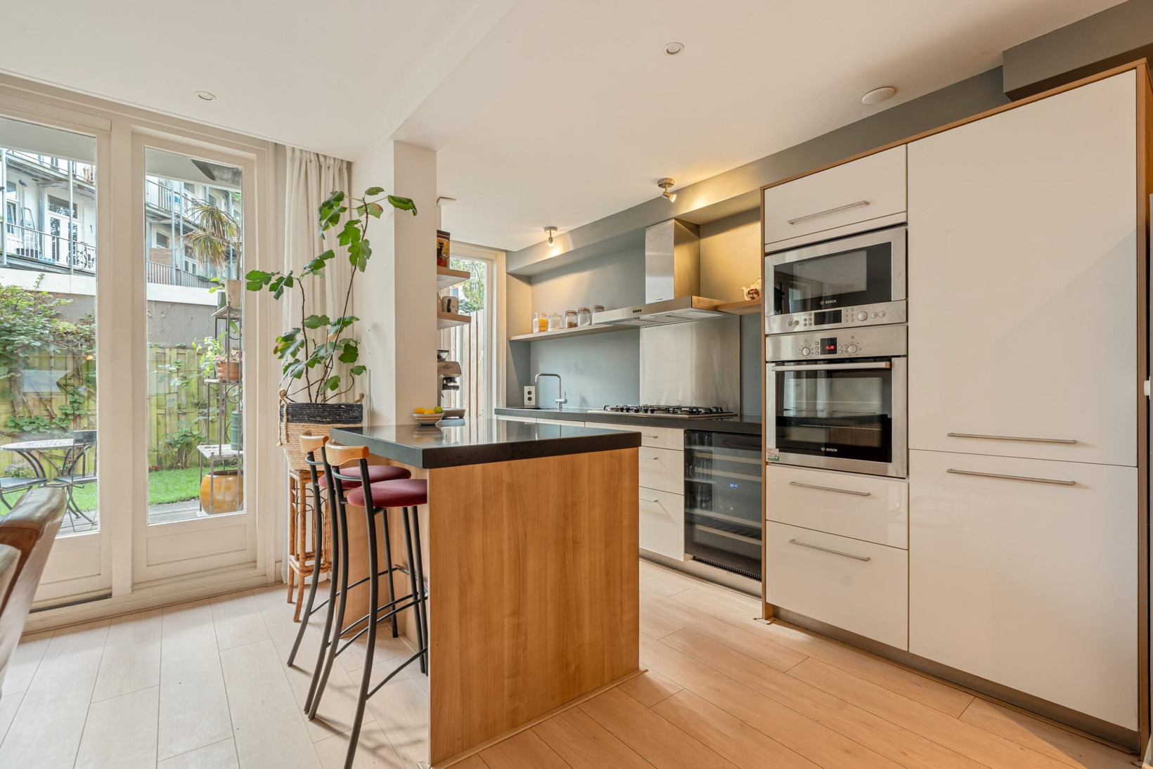 Appartement te koop: Kazernestraat 18H, Amsterdam