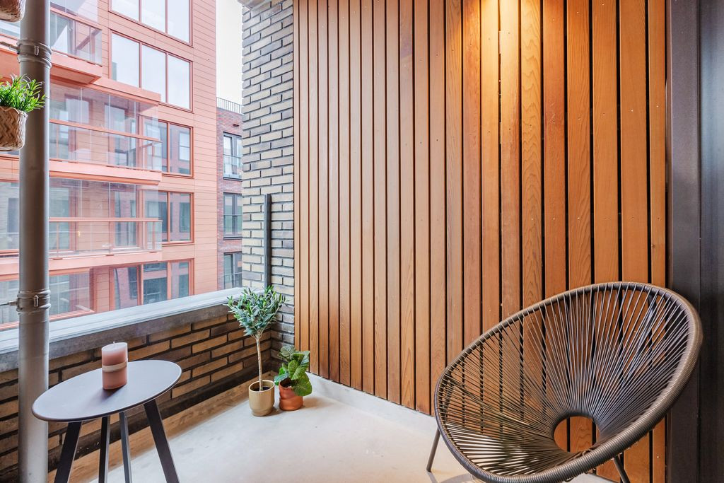 Studio te koop: Isaac Titsinghkade 235, Amsterdam