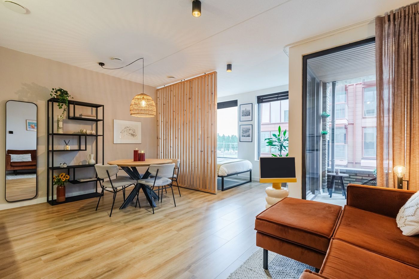 Studio te koop: Isaac Titsinghkade 235, Amsterdam