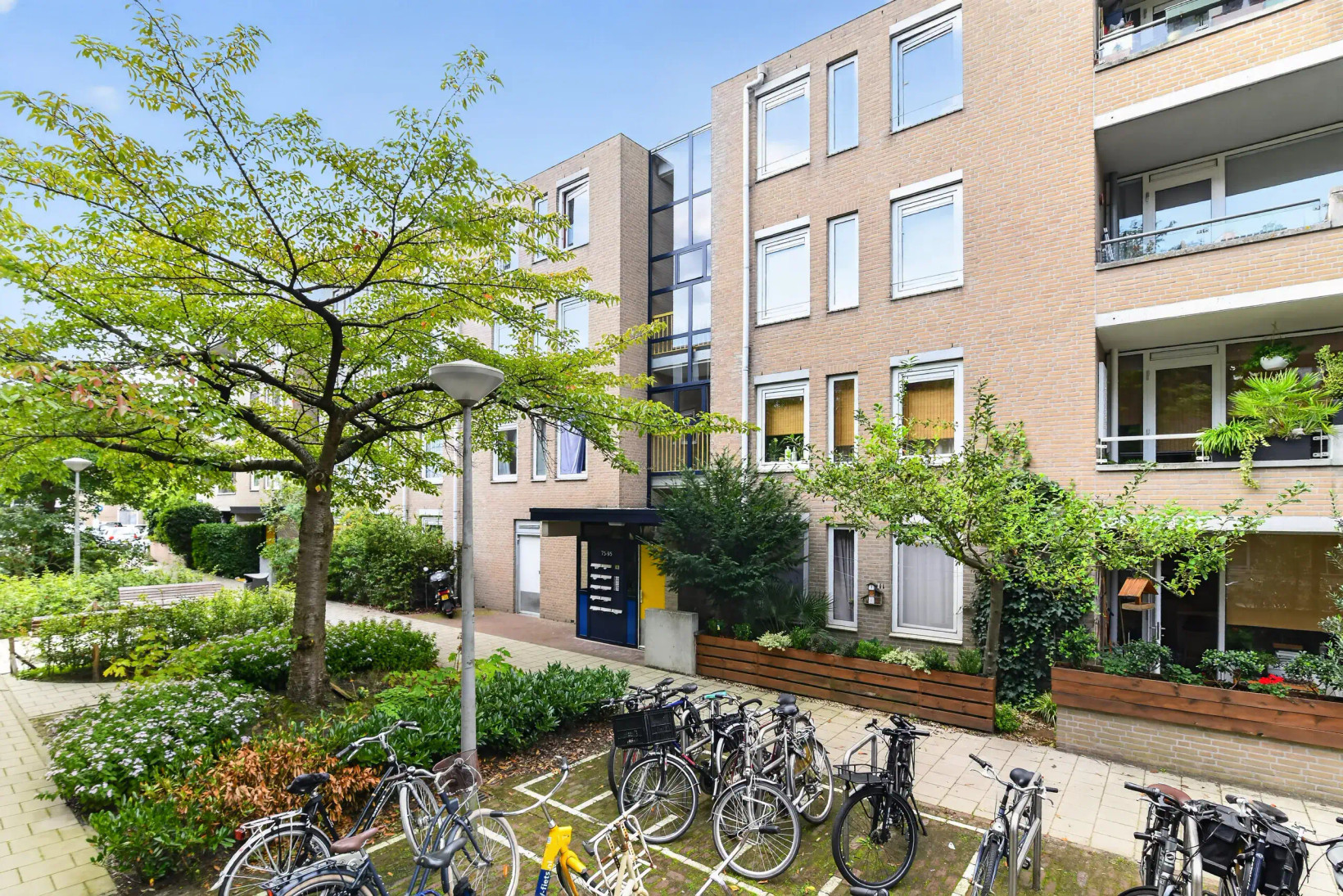 Appartement te koop: H.J.M. Walenkampstraat 93, Amsterdam