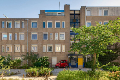 H.J.M. Walenkampstraat 24