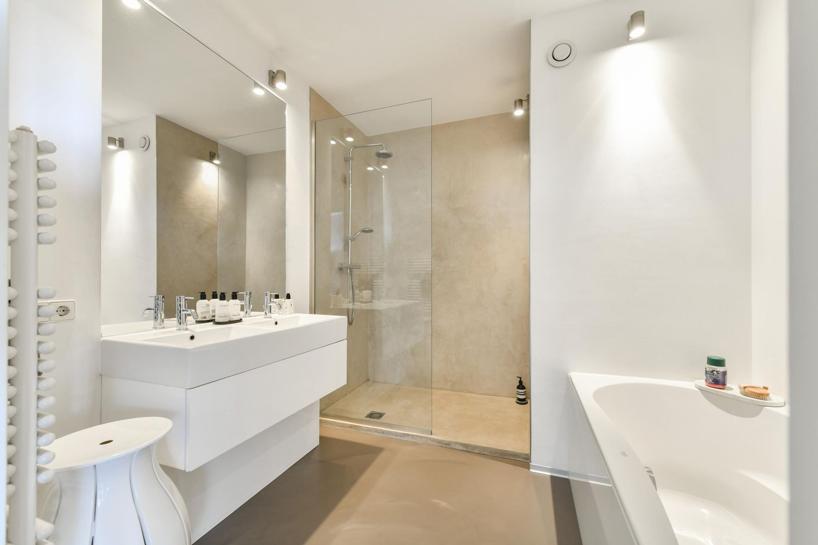 Appartement te koop: Purperhoedenveem 32, Amsterdam