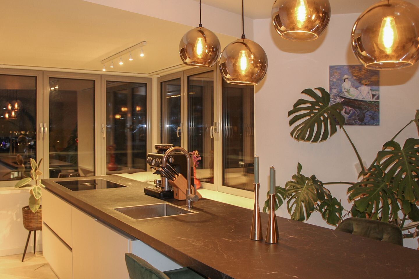 Appartement te koop: Borneolaan 242, Amsterdam