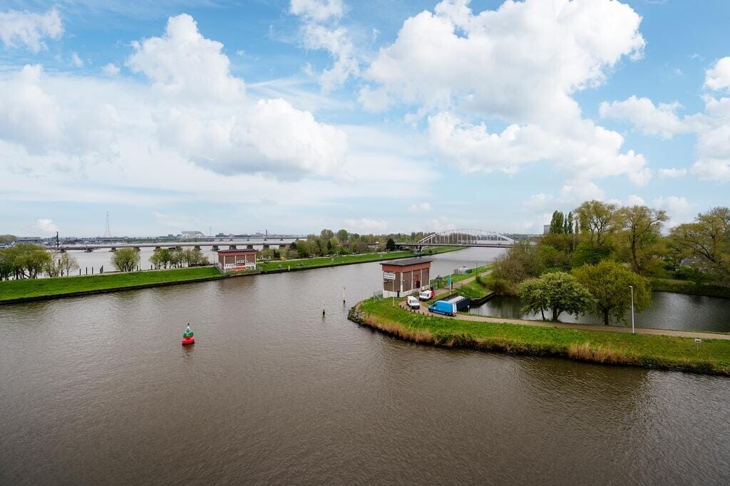 Appartement te huur: Sprinklerstraat 81, Amsterdam