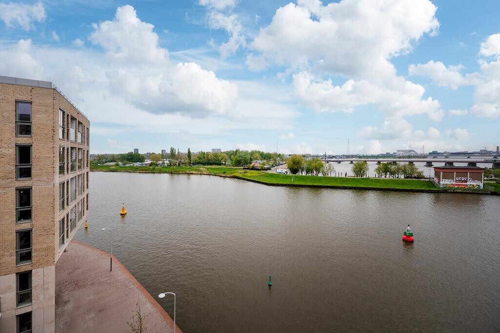Appartement te huur: Sprinklerstraat 81, Amsterdam