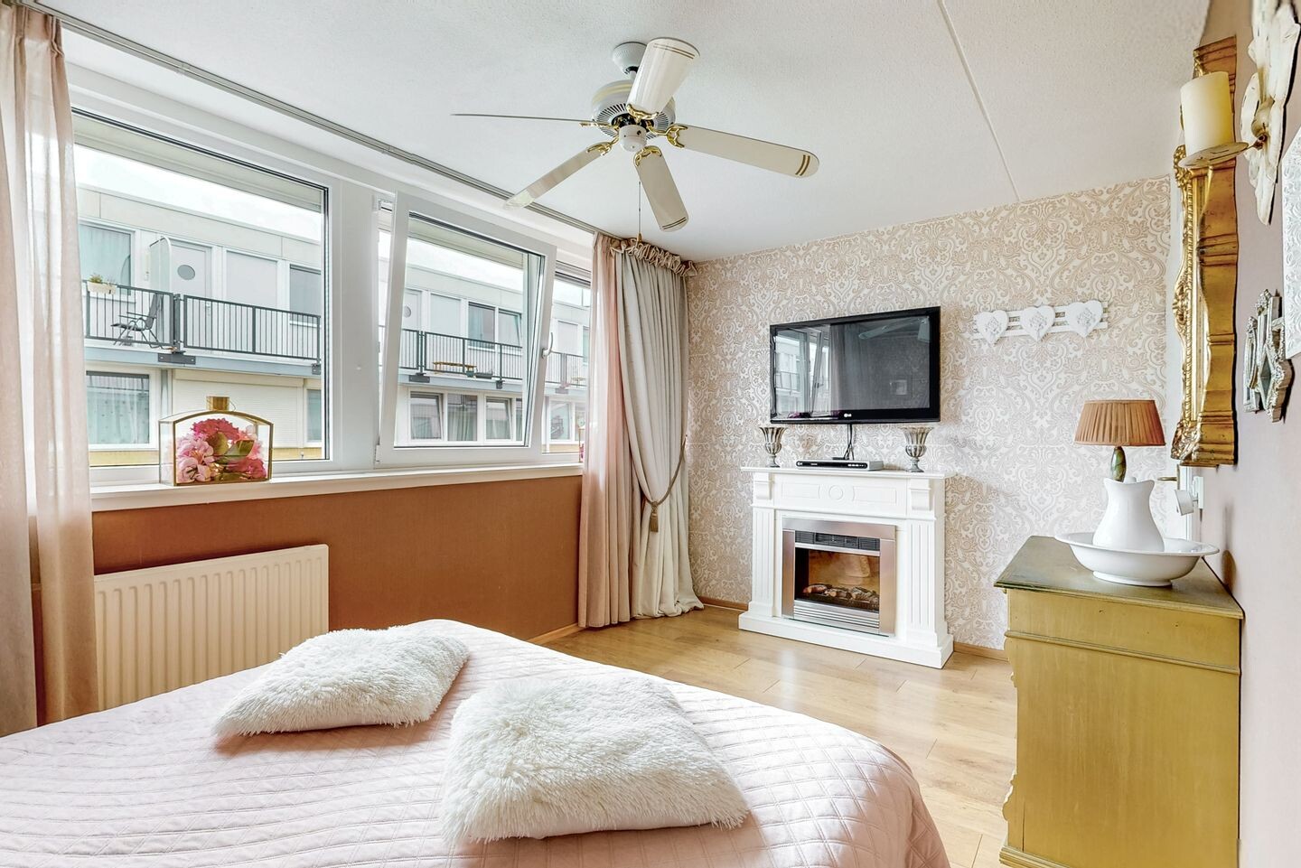Appartement te koop: Buitendraaierij 24, Amsterdam