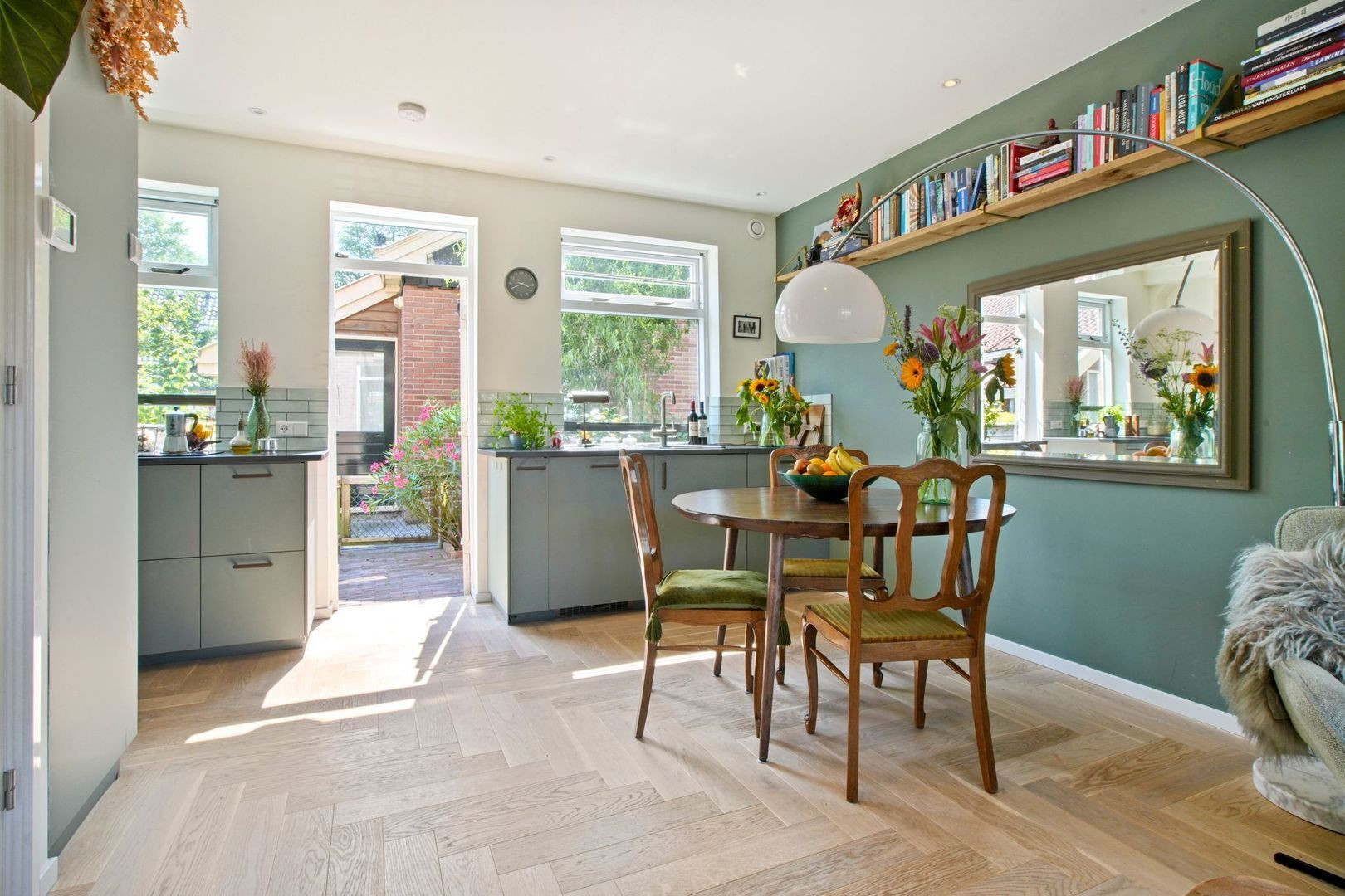 Tussenwoning te koop: Vogelplantsoen 8, Amsterdam