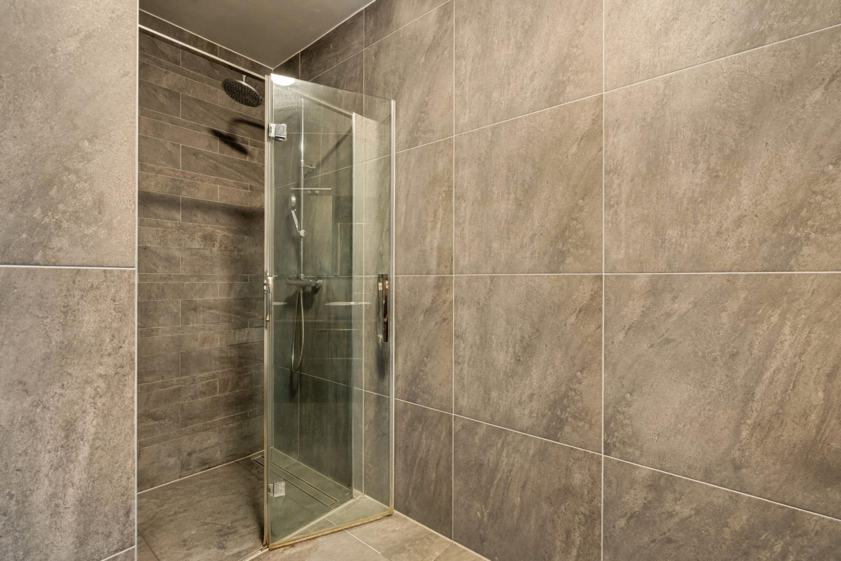Appartement te koop: IJsselmeerstraat 65A, Amsterdam
