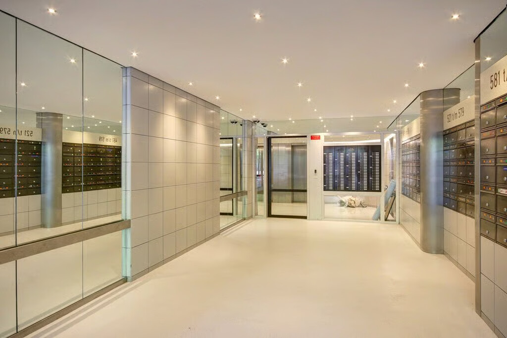 Appartement te koop: Het Breed 695, Amsterdam
