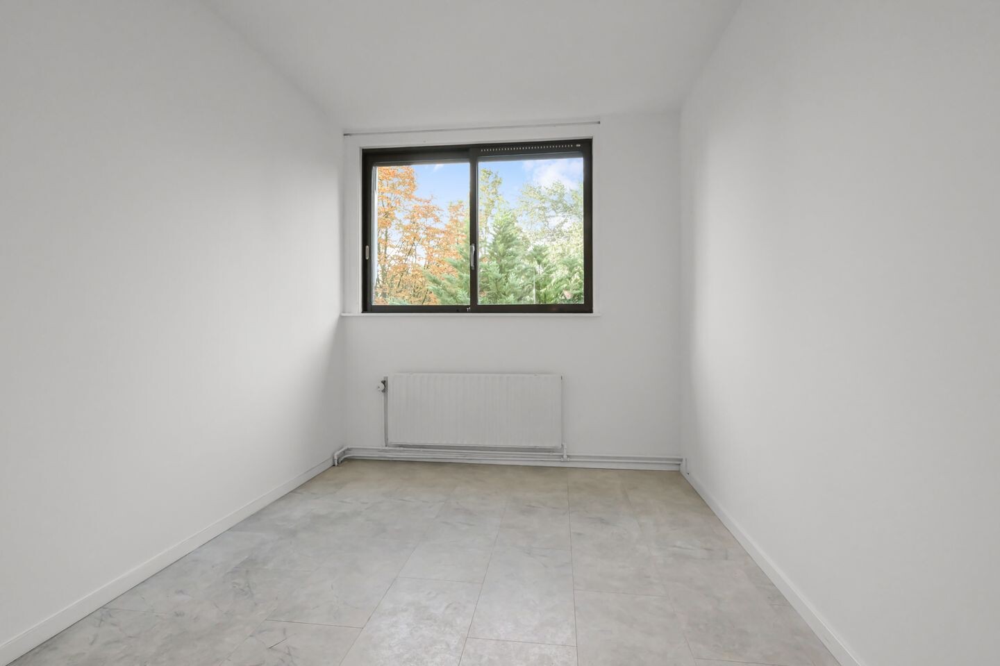 Tussenwoning te koop: Amerbos 25, Amsterdam