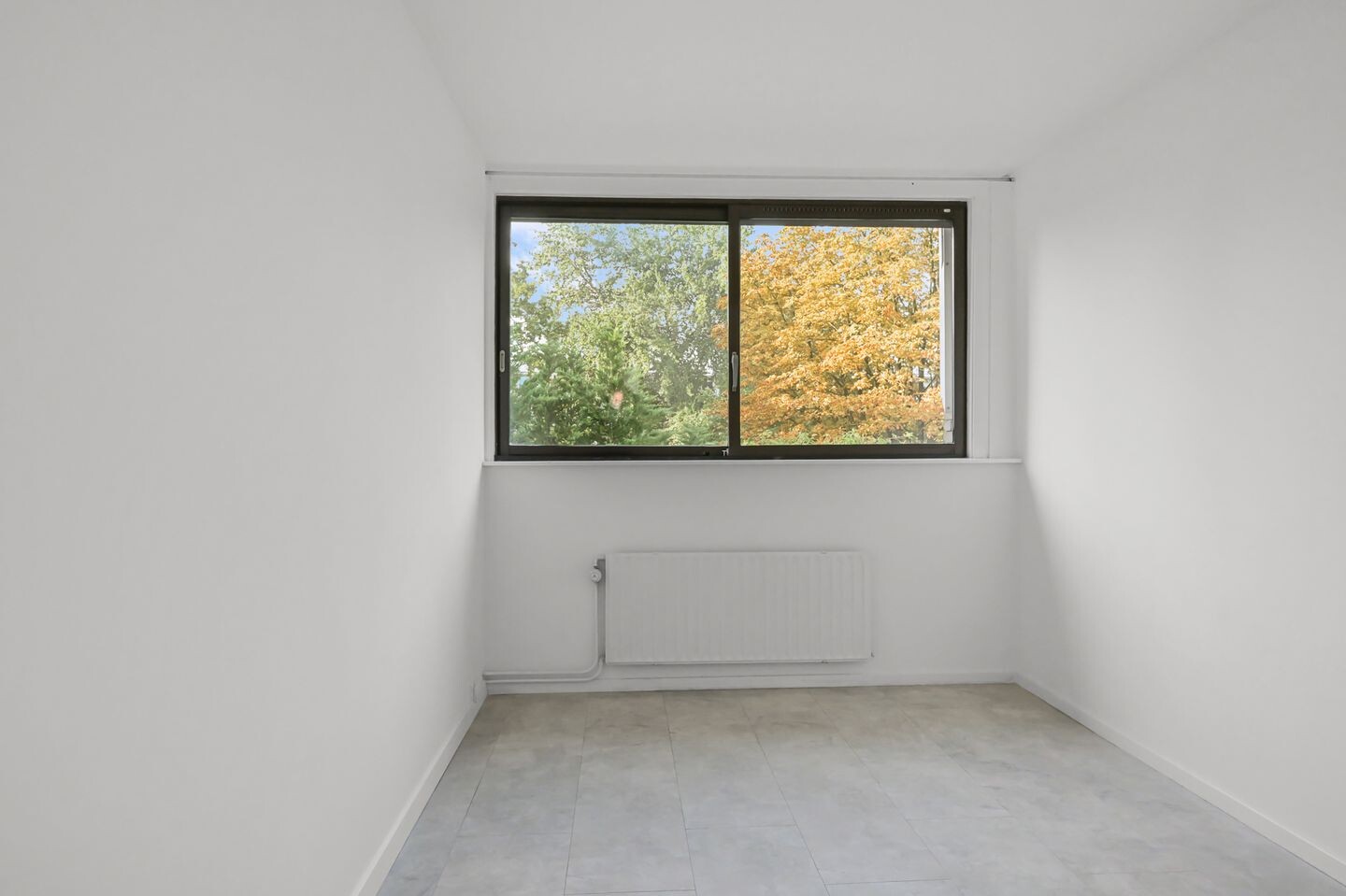 Tussenwoning te koop: Amerbos 25, Amsterdam