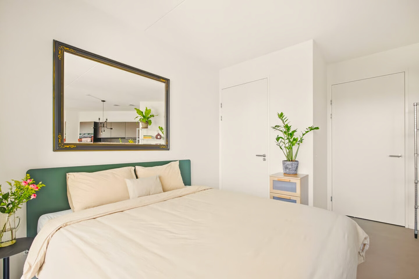 Studio te koop: Grasweg 426, Amsterdam