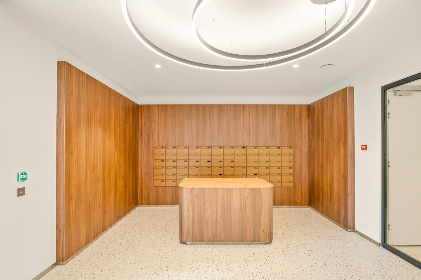 Studio te koop: Grasweg 426, Amsterdam