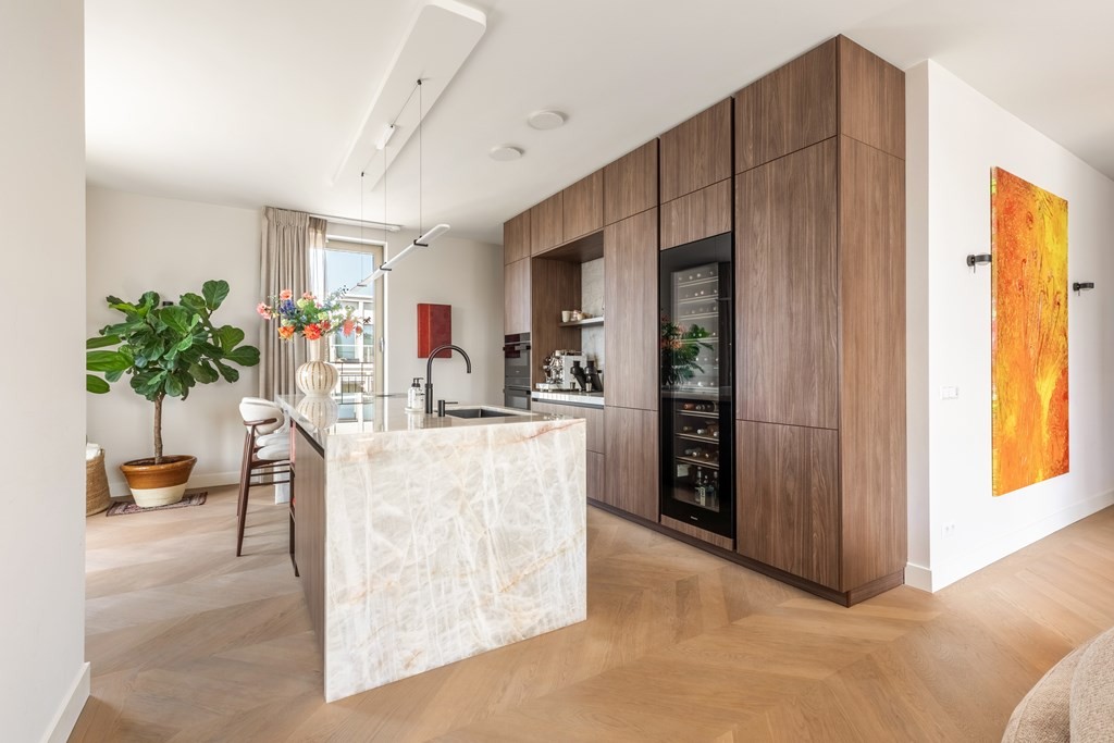 Appartement te huur: Spadinalaan 697, Amsterdam