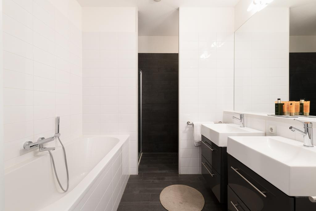 Appartement te koop: Overhoeksparklaan 154, Amsterdam