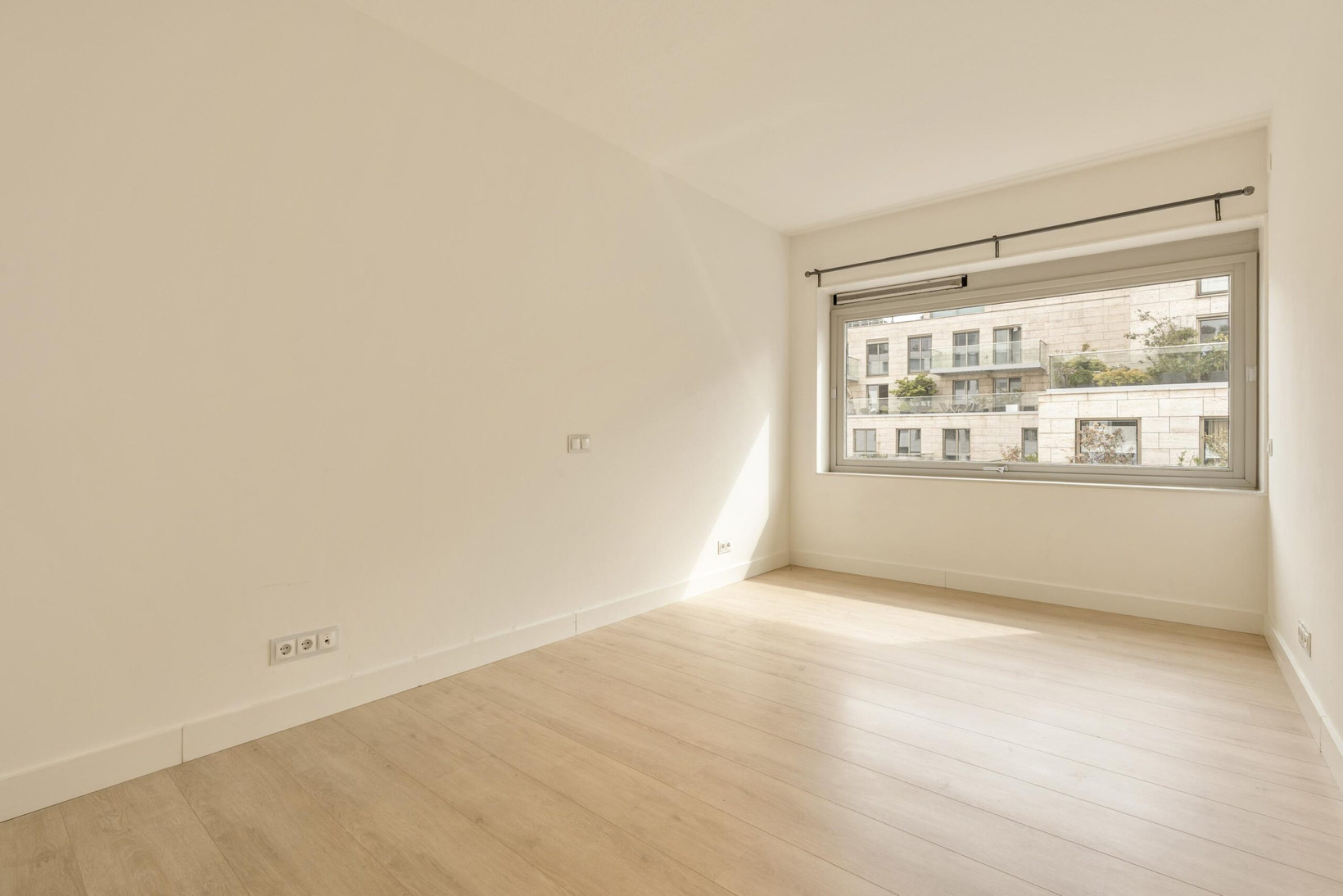Appartement te koop: Overhoeksparklaan 180, Amsterdam