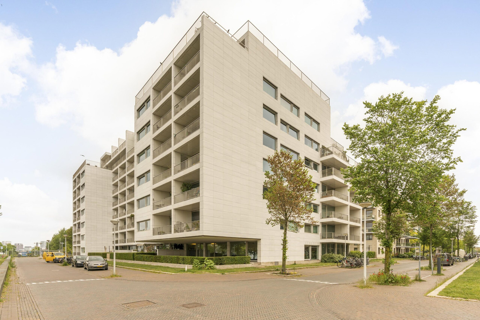 Appartement te koop: Overhoeksparklaan 180, Amsterdam