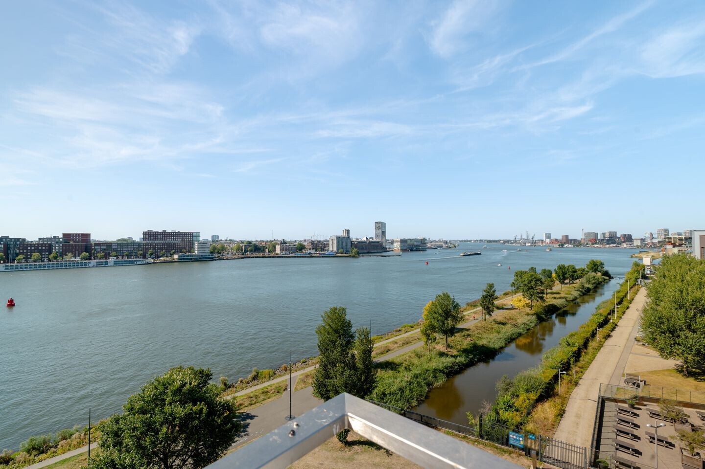 Appartement te koop: Overhoeksparklaan 286, Amsterdam
