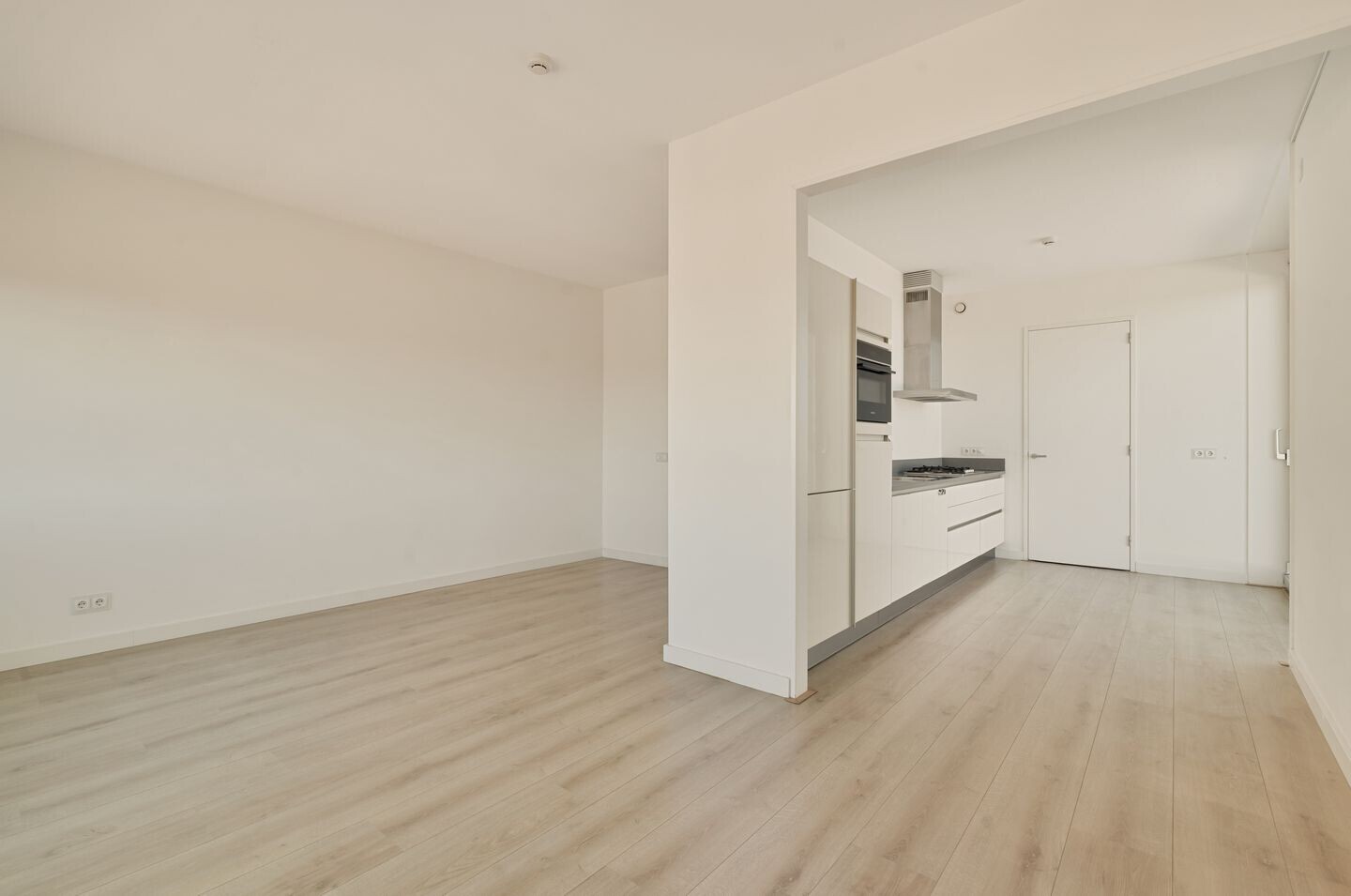 Appartement te koop: Overhoeksparklaan 286, Amsterdam