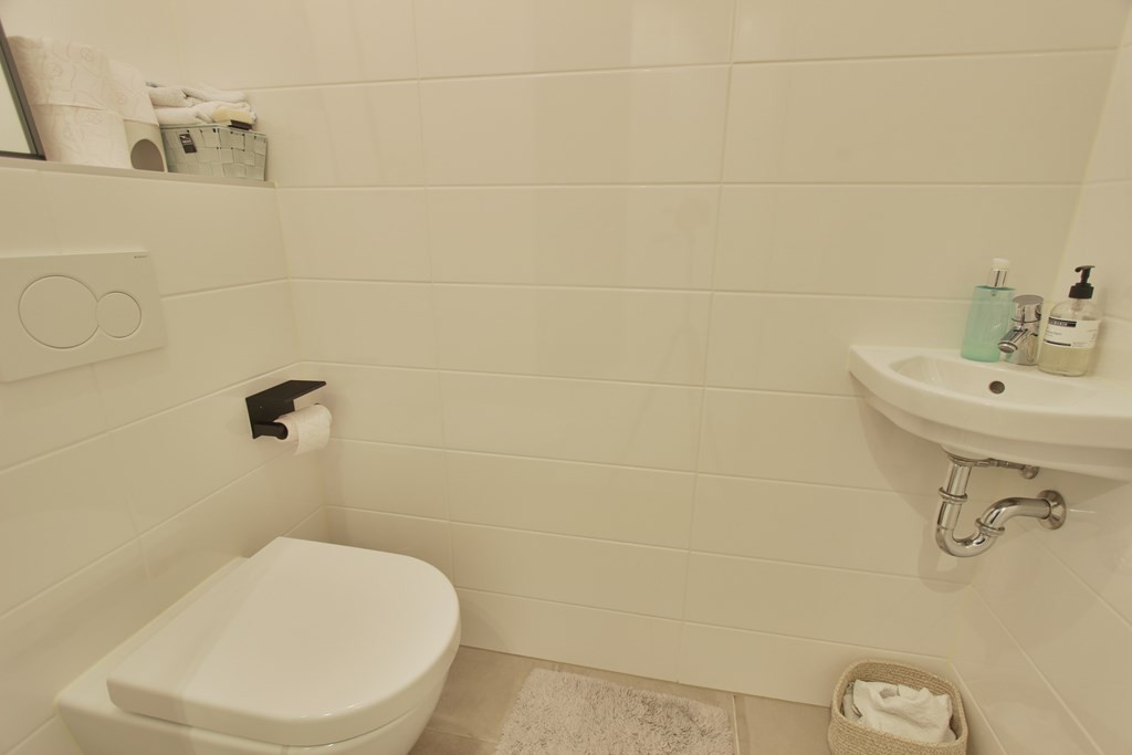 Appartement te huur: Badhuiskade 165, Amsterdam