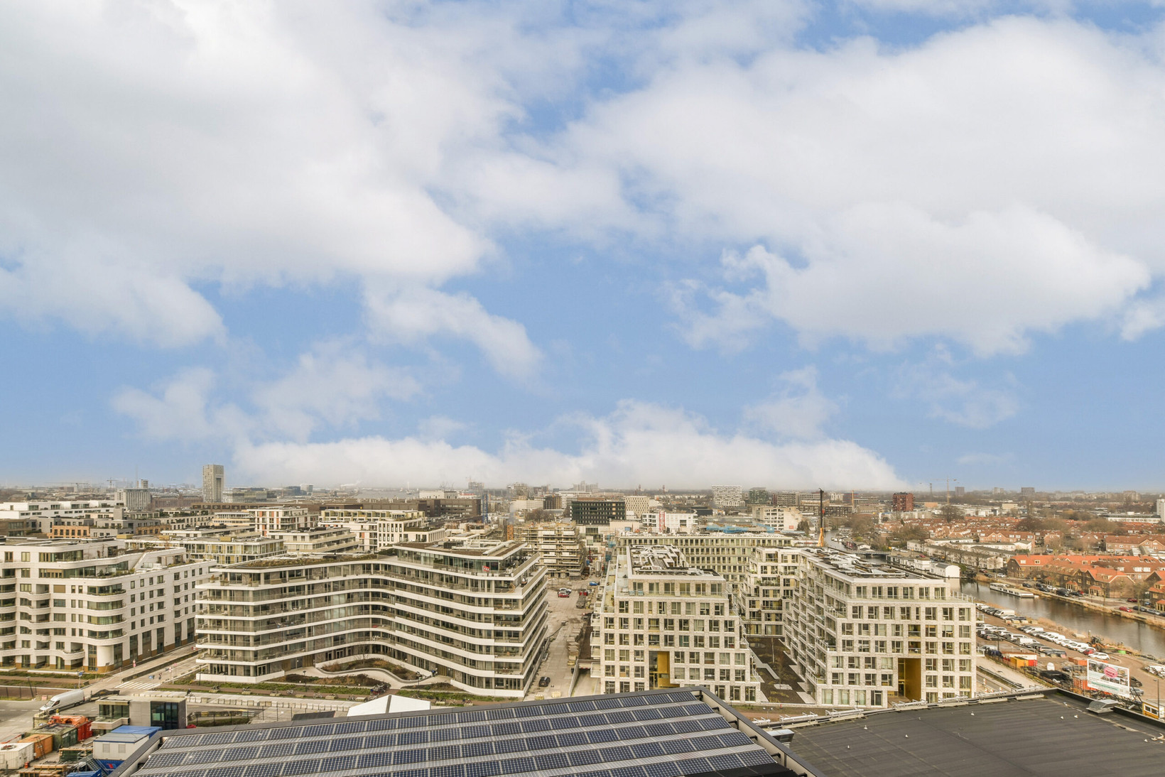 Appartement te koop: Badhuiskade 181, Amsterdam