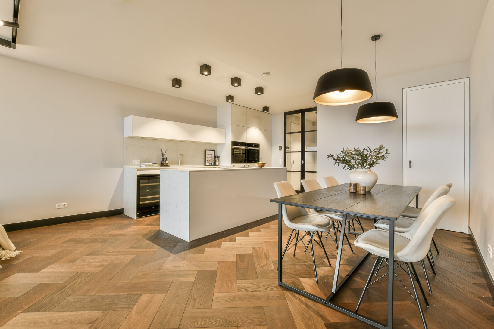 Appartement te koop: Badhuiskade 181, Amsterdam