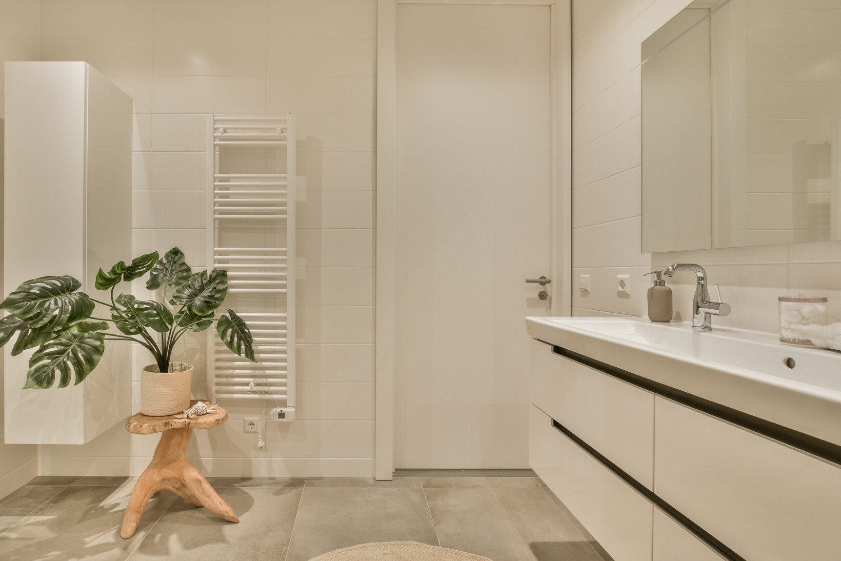 Appartement te koop: Badhuiskade 181, Amsterdam