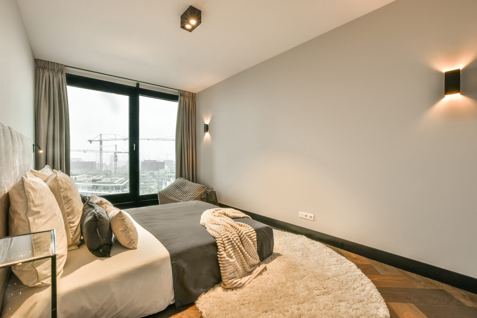 Appartement te koop: Badhuiskade 181, Amsterdam