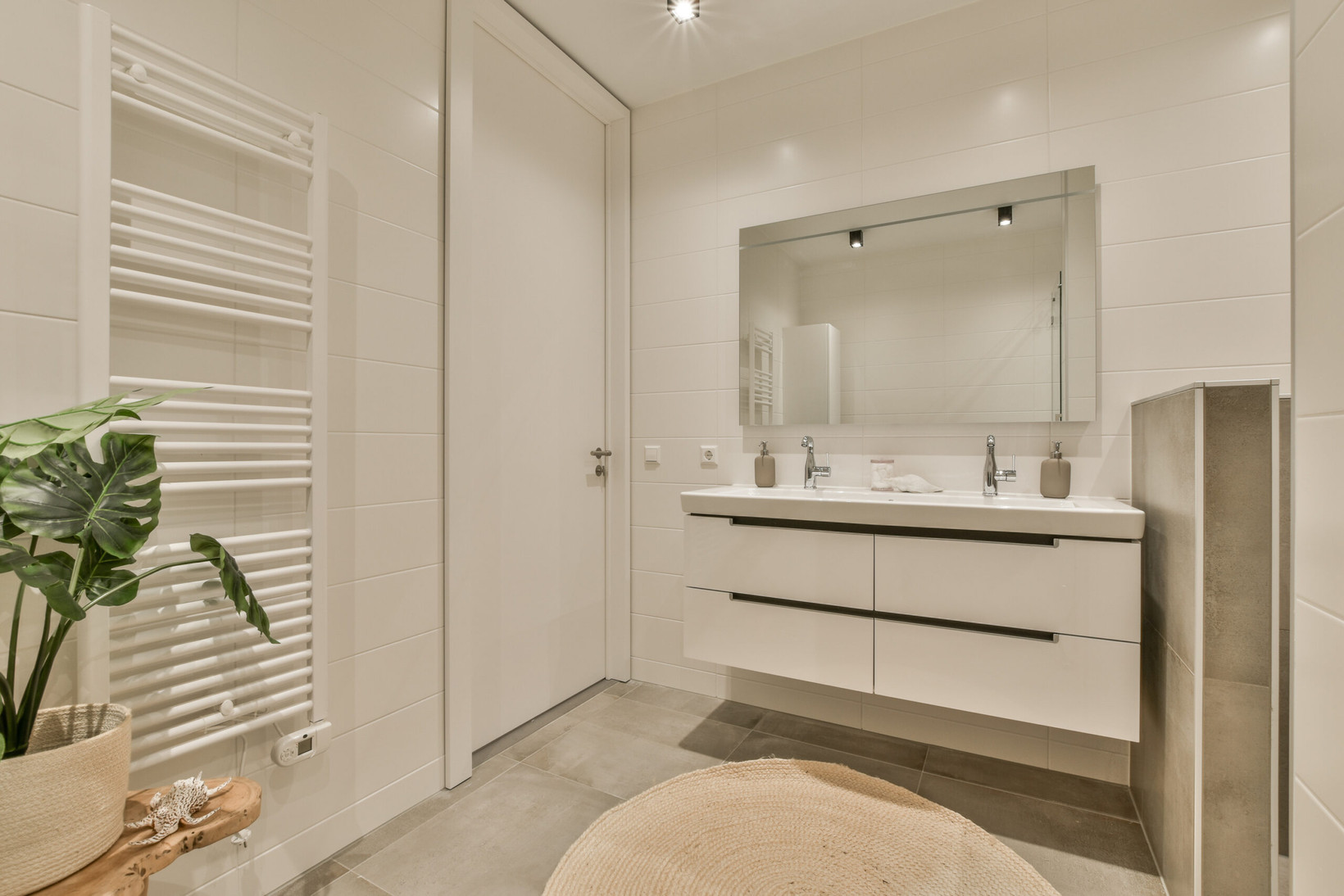 Appartement te koop: Badhuiskade 181, Amsterdam