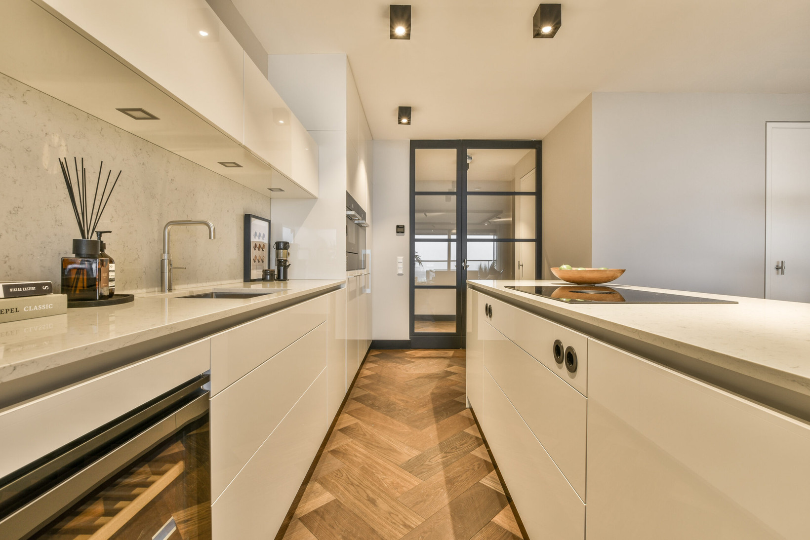 Appartement te koop: Badhuiskade 181, Amsterdam