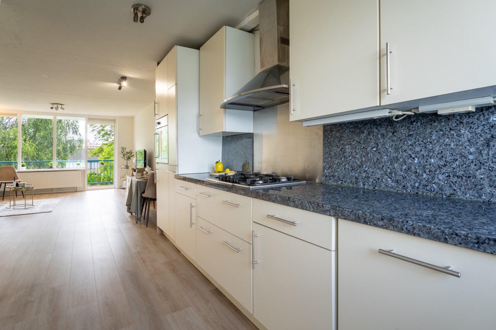 Appartement te koop: Vlakkerweg 51, Amsterdam