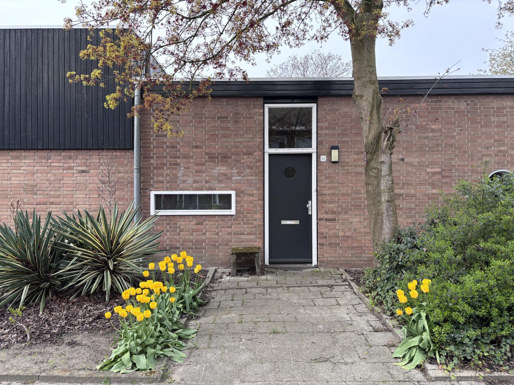 Twee-onder-één-kap te koop: Vegastraat 63, Amsterdam