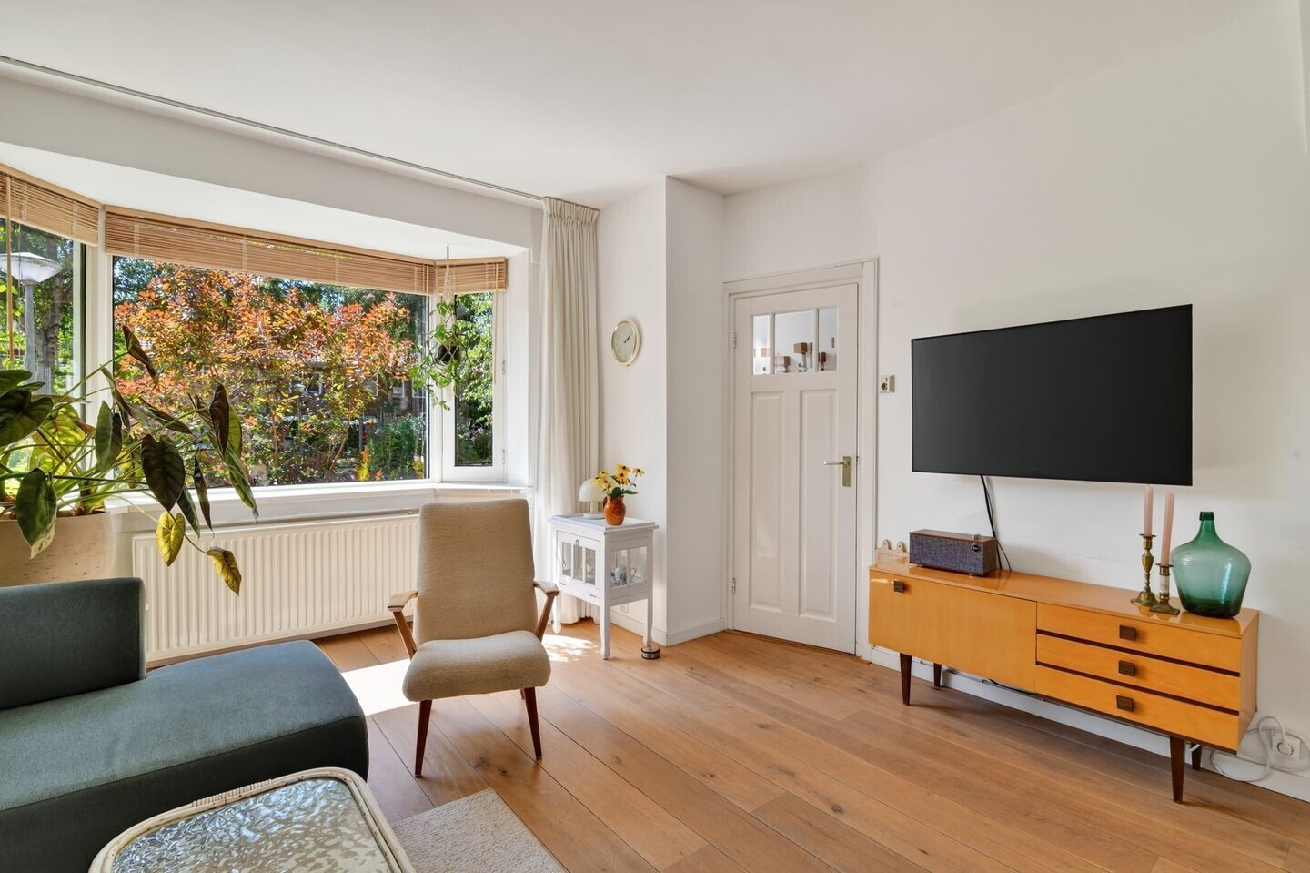 Tussenwoning te koop: Vegastraat 30, Amsterdam