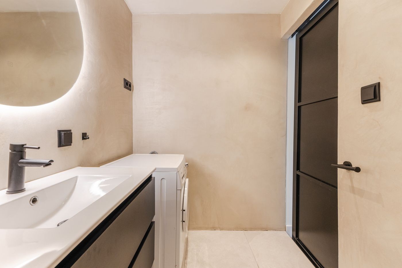 Appartement te koop: Grootzeil 111, Amsterdam