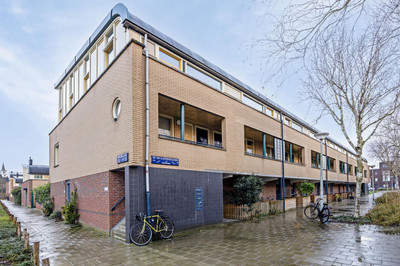 Bep van Kla. 28
