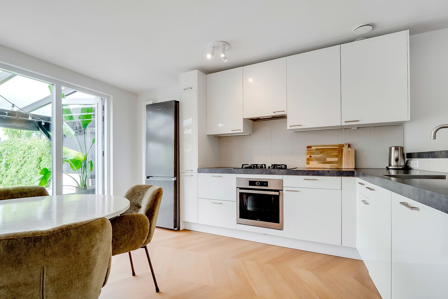 Tussenwoning te koop: Bombraak 38, Amsterdam