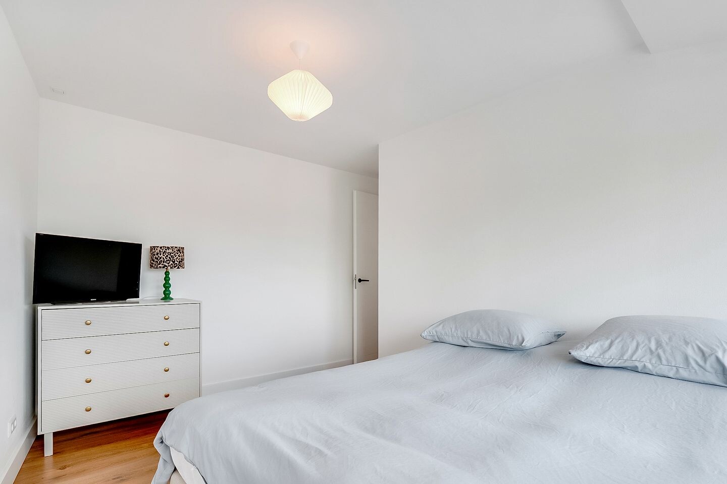 Tussenwoning te koop: Bombraak 38, Amsterdam