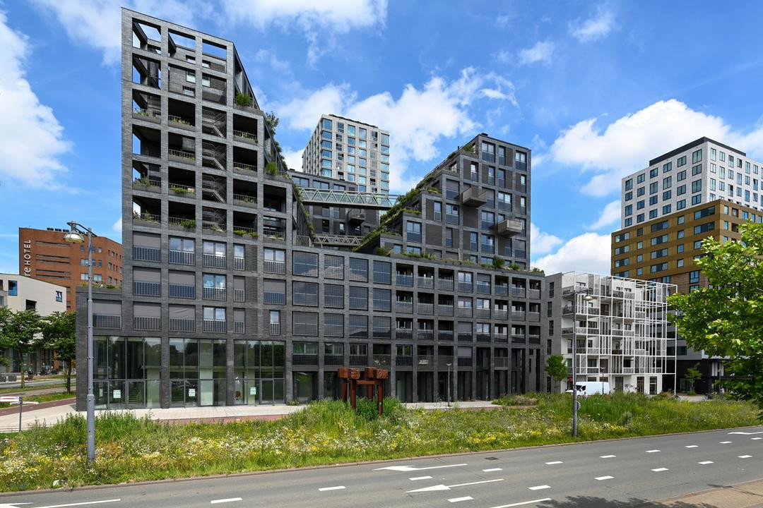 Appartement te koop: Lutonhof 339, Amsterdam