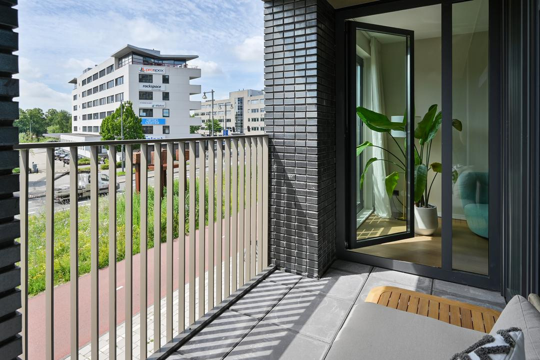 Appartement te koop: Lutonhof 339, Amsterdam