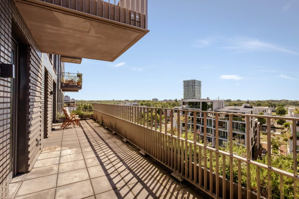 Appartement te koop: Lutonhof 453, Amsterdam