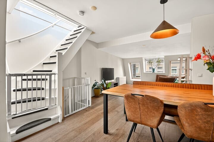 Studio te koop: Van Hogendorpstraat 76-3, Amsterdam