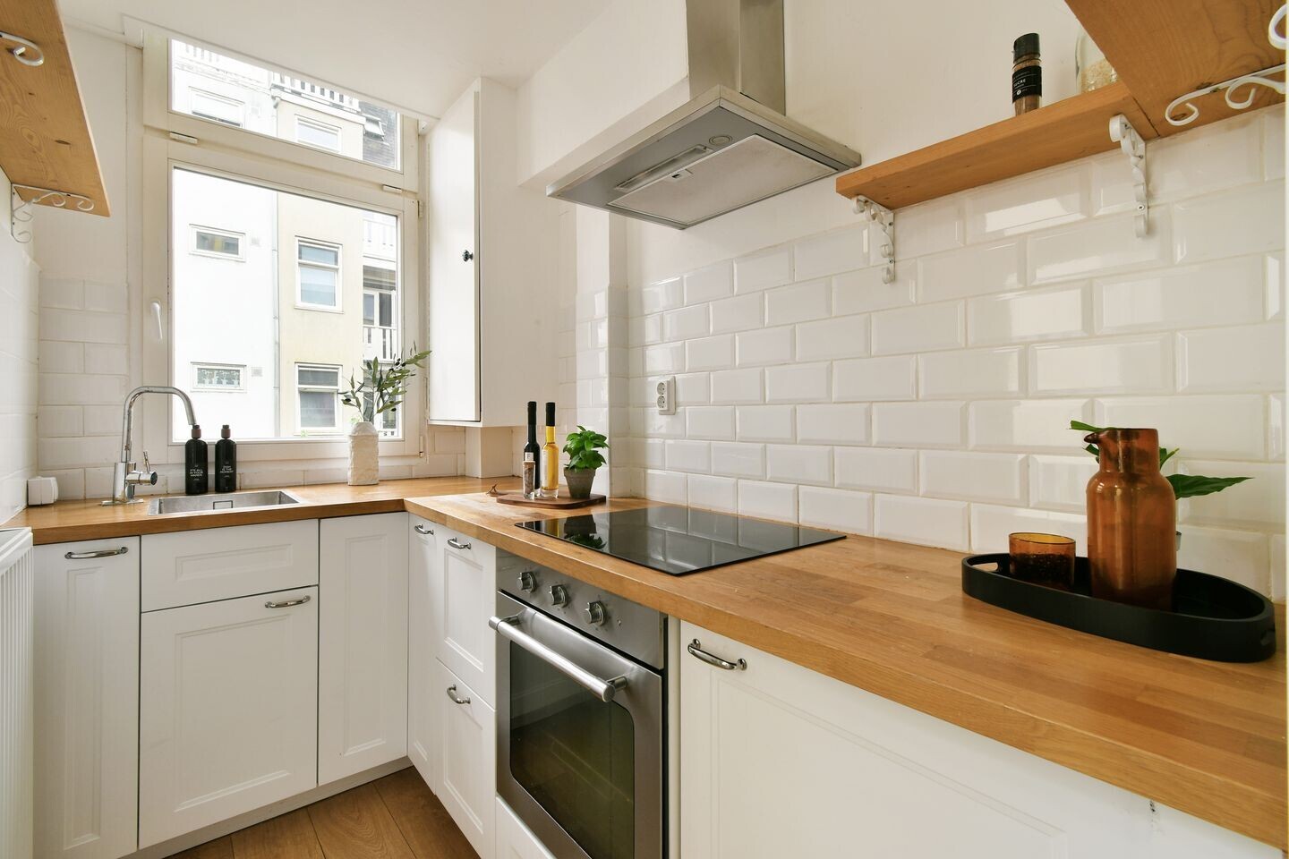 Studio te koop: Bentinckstraat 51-1, Amsterdam