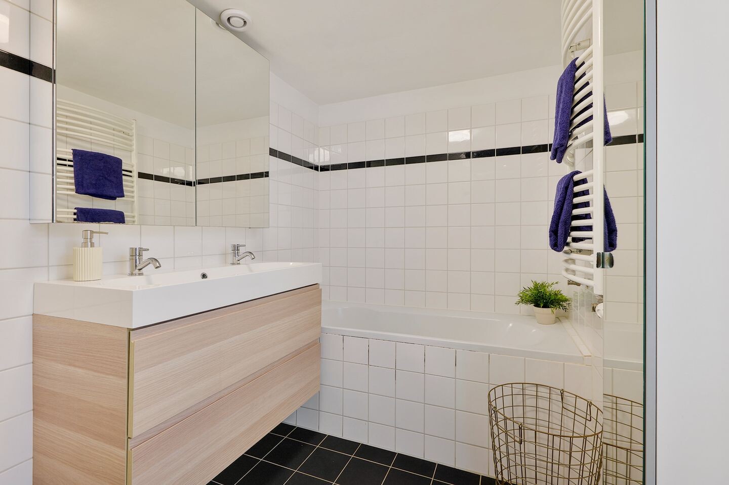 Studio te koop: Bentinckstraat 40-3, Amsterdam