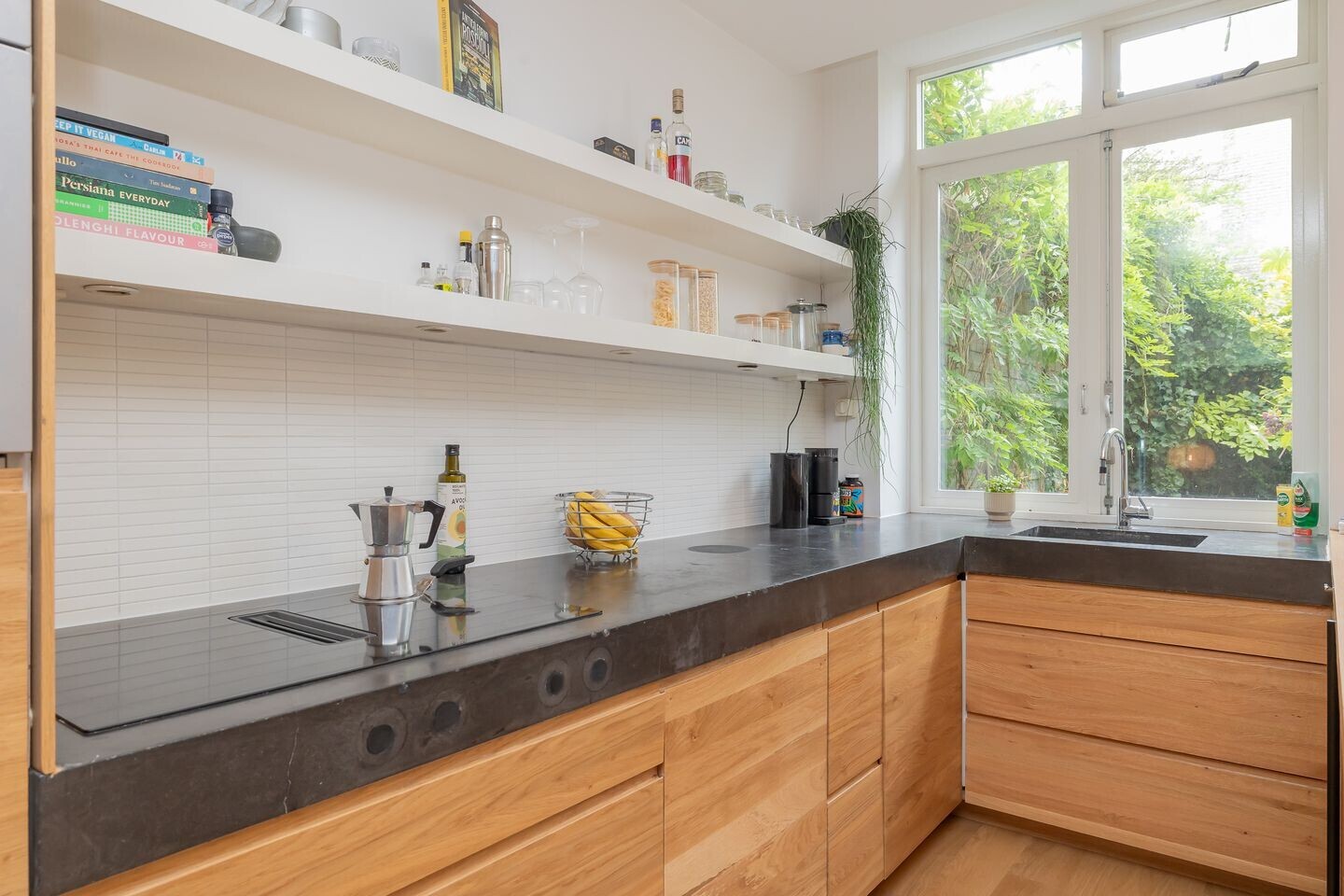 Appartement te koop: Haarlemmerweg 57H, Amsterdam