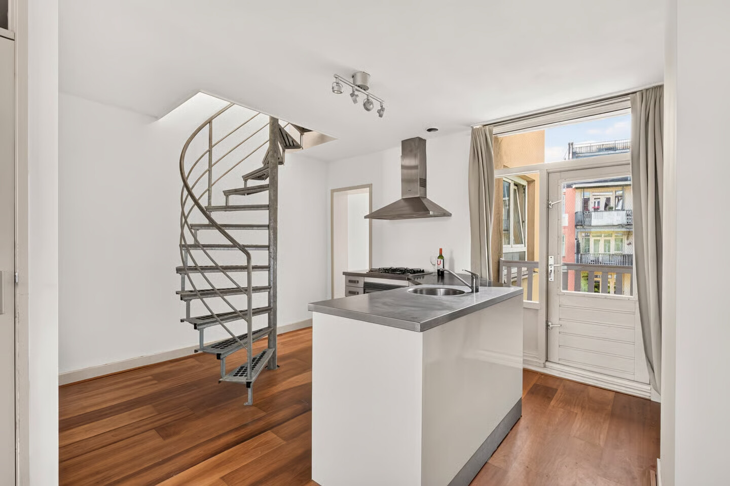 Appartement te koop: Haarlemmerweg 185-2, Amsterdam