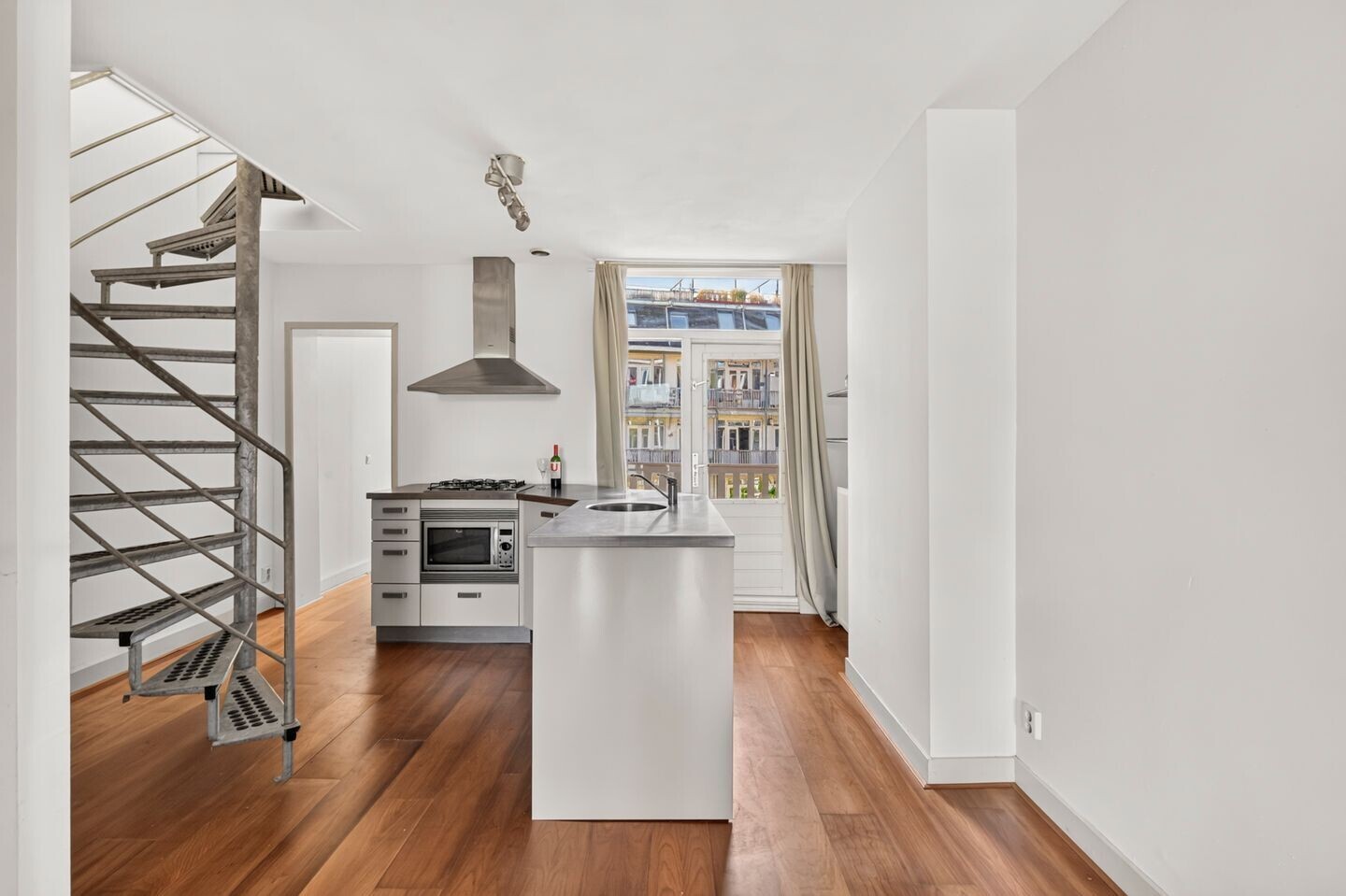 Appartement te koop: Haarlemmerweg 185-2, Amsterdam