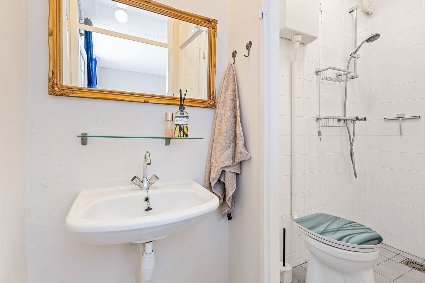 Studio te koop: Van Houweningenstraat 66-3, Amsterdam