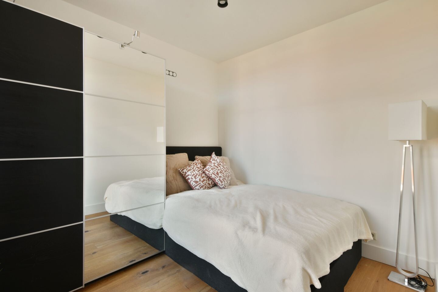 Appartement te koop: Ten Katestraat 43-3, Amsterdam