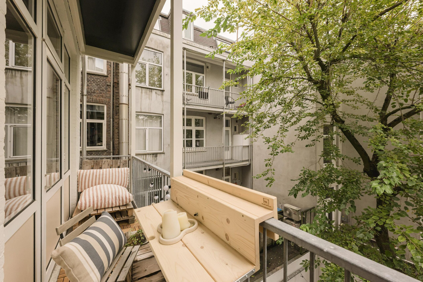 Appartement te koop: Hasebroekstraat 5-2, Amsterdam