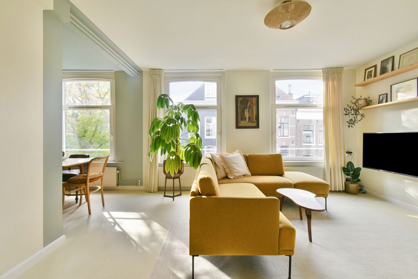 Appartement te koop: Jacob van Lennepstraat 10-2, Amsterdam